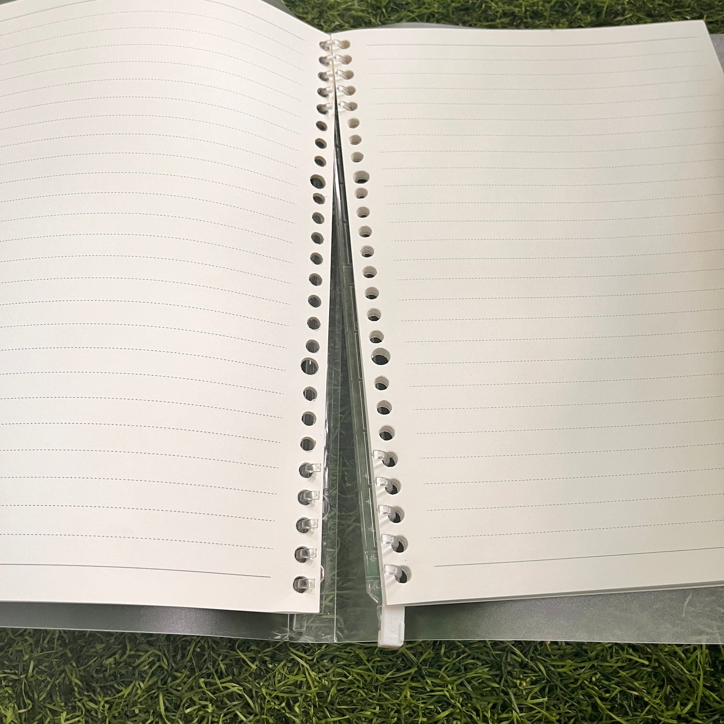 B5 10-hole Simple Soft Cover notebook Binder with 30 Sheets Refill Paper