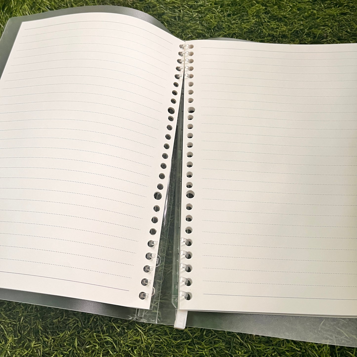 B5 10-hole Simple Soft Cover notebook Binder with 30 Sheets Refill Paper