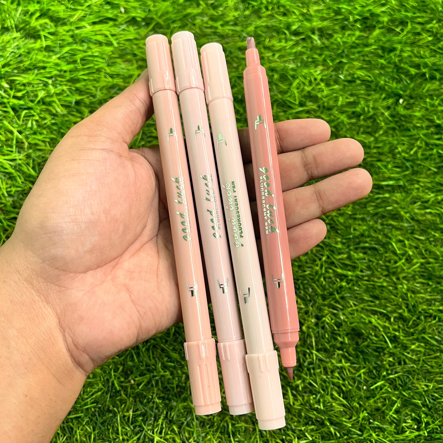 4 Pcs/set Simple Gradient Double-ended Highlighter Set Smooth Writing Marker Pen