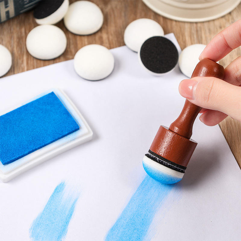 1 Wooden Handle Coloring Sponge Stamp removable sponge brush