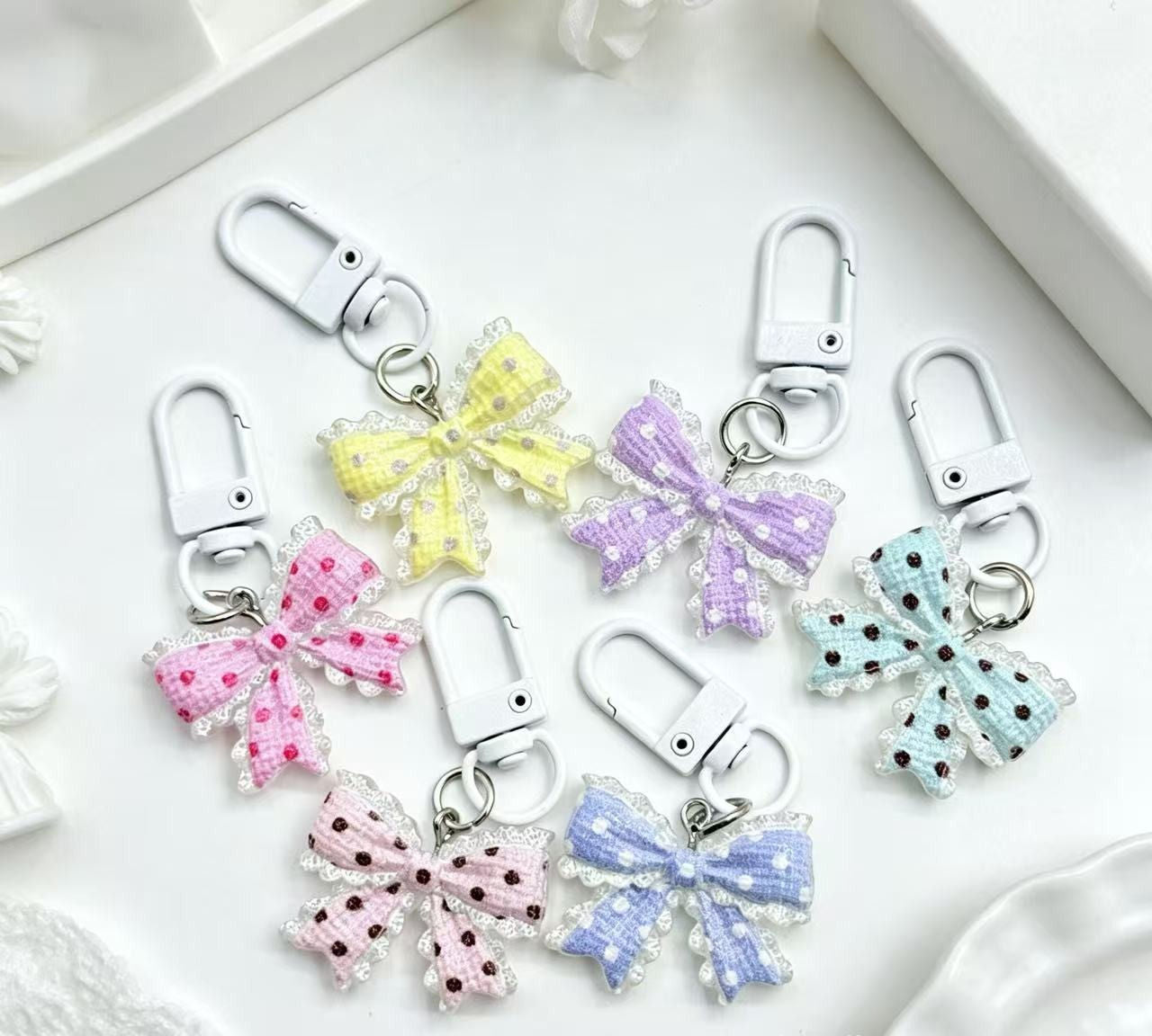 1 pc Transparent Polka-Dot Bow Tie Keychain Cute Charm