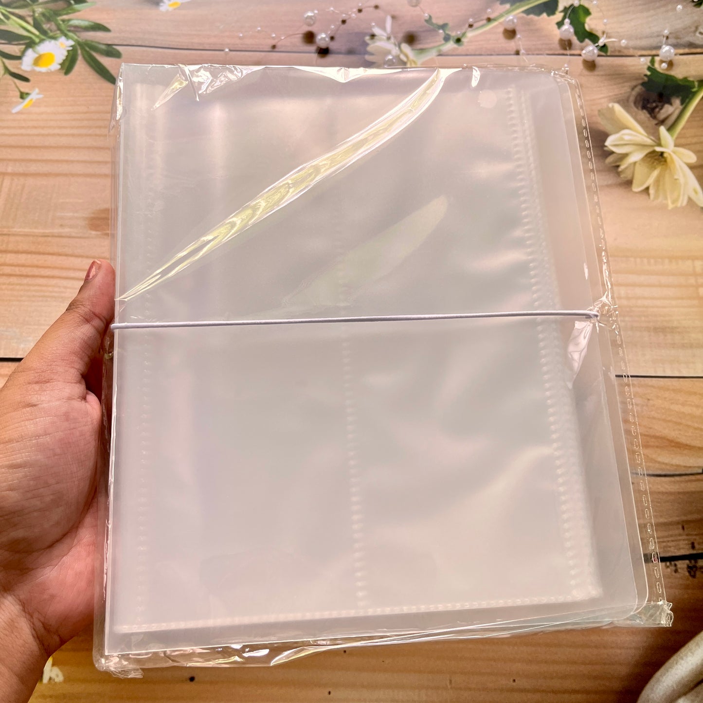 1 Pc Large Capacity Transparent Frosted PP Strap Sticker Organizer Book