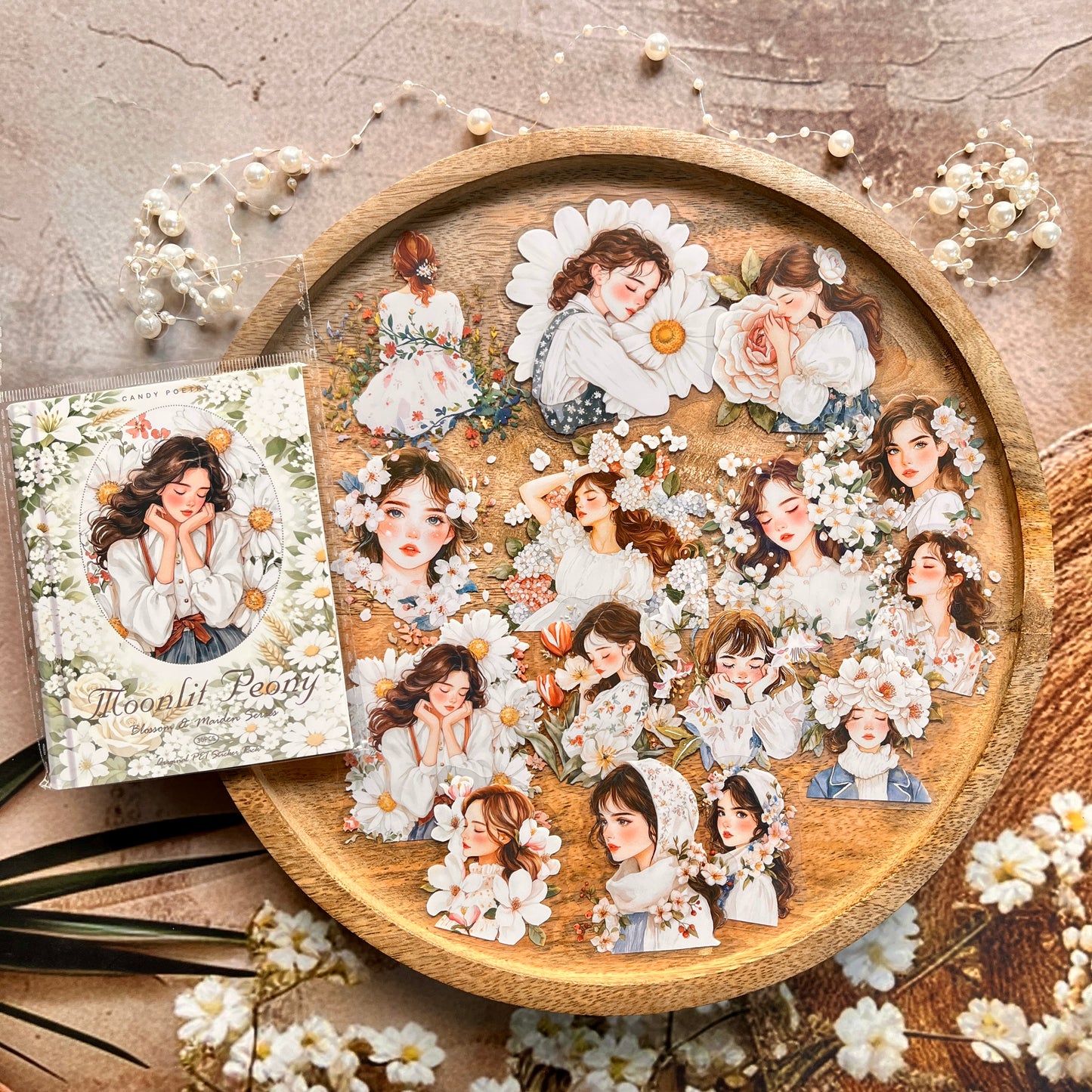 30 Pcs Flower-Adorned Girl Series Retro character journaling Stickers