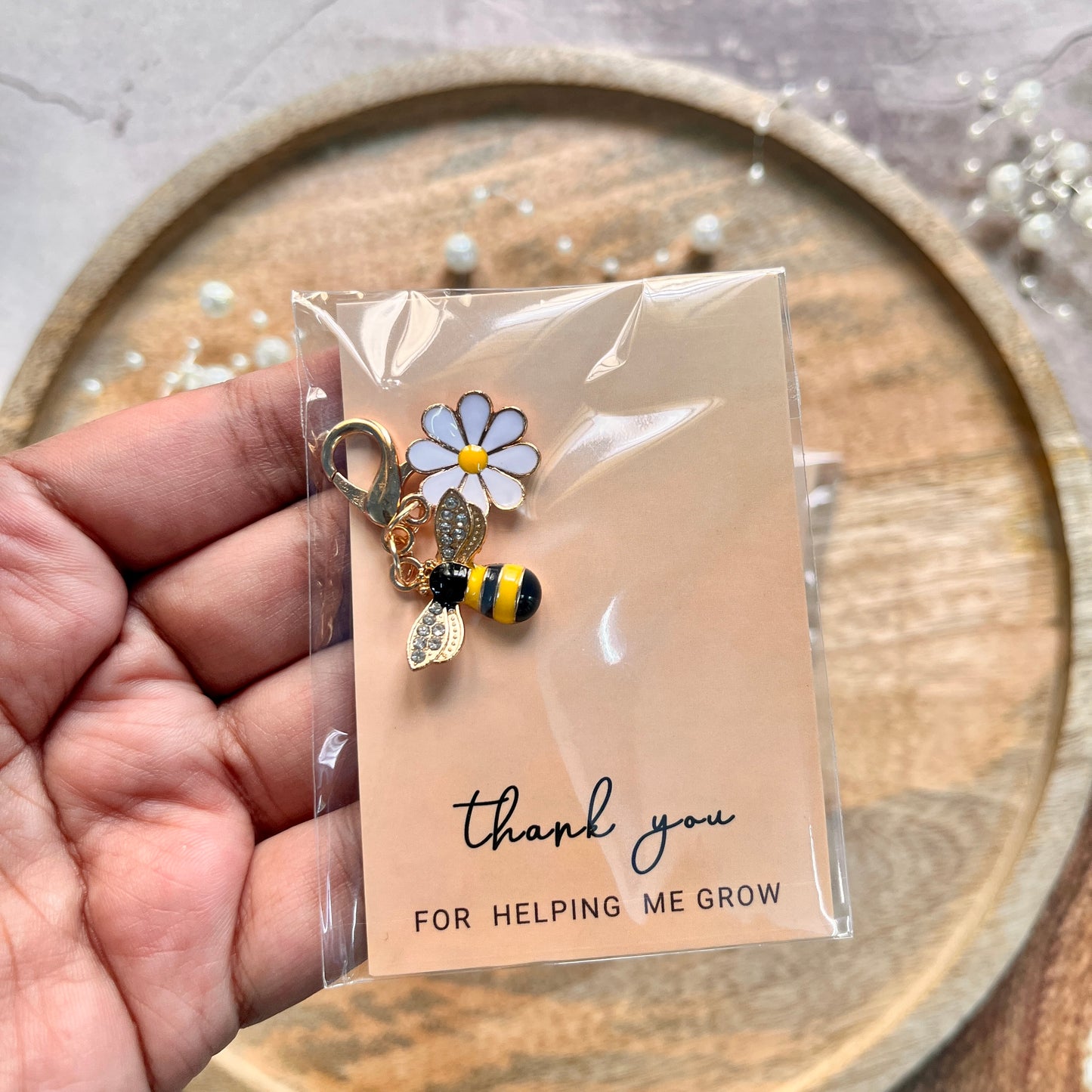 1 Pc cute little bees with rhinestones charming keychains metal charms