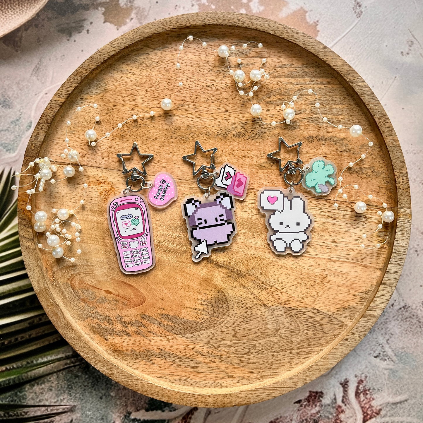 1 Pc Cute Retro Pixel-Style Keychain Fun Acrylic Charm