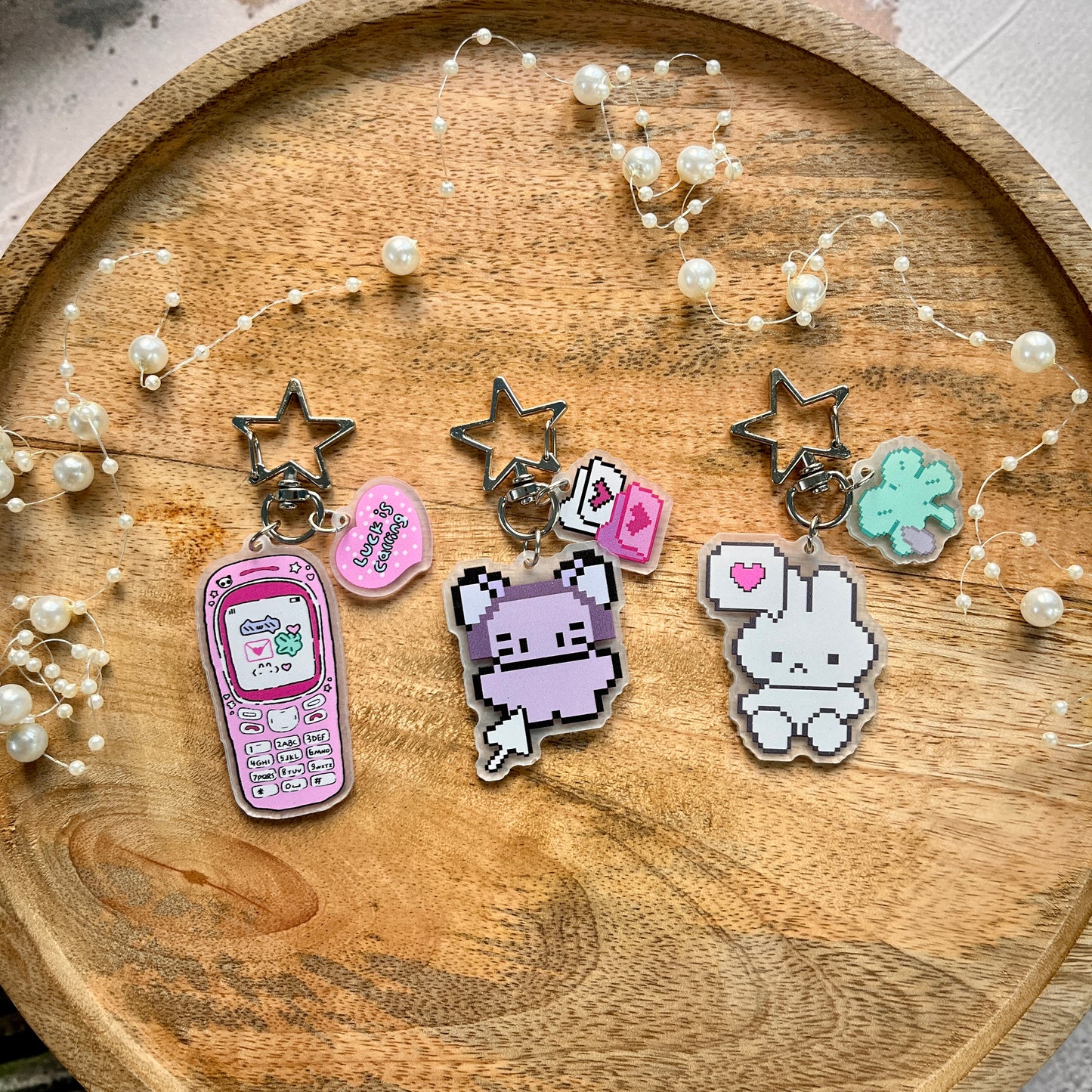 1 Pc Cute Retro Pixel-Style Keychain Fun Acrylic Charm