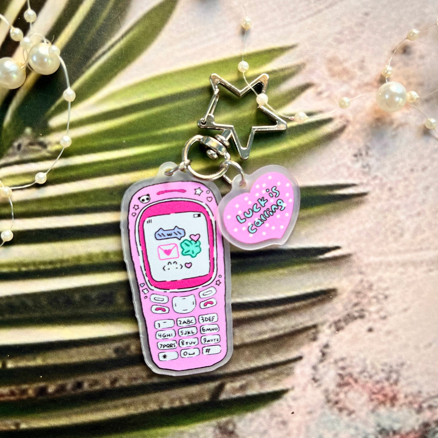 1 Pc Cute Retro Pixel-Style Keychain Fun Acrylic Charm