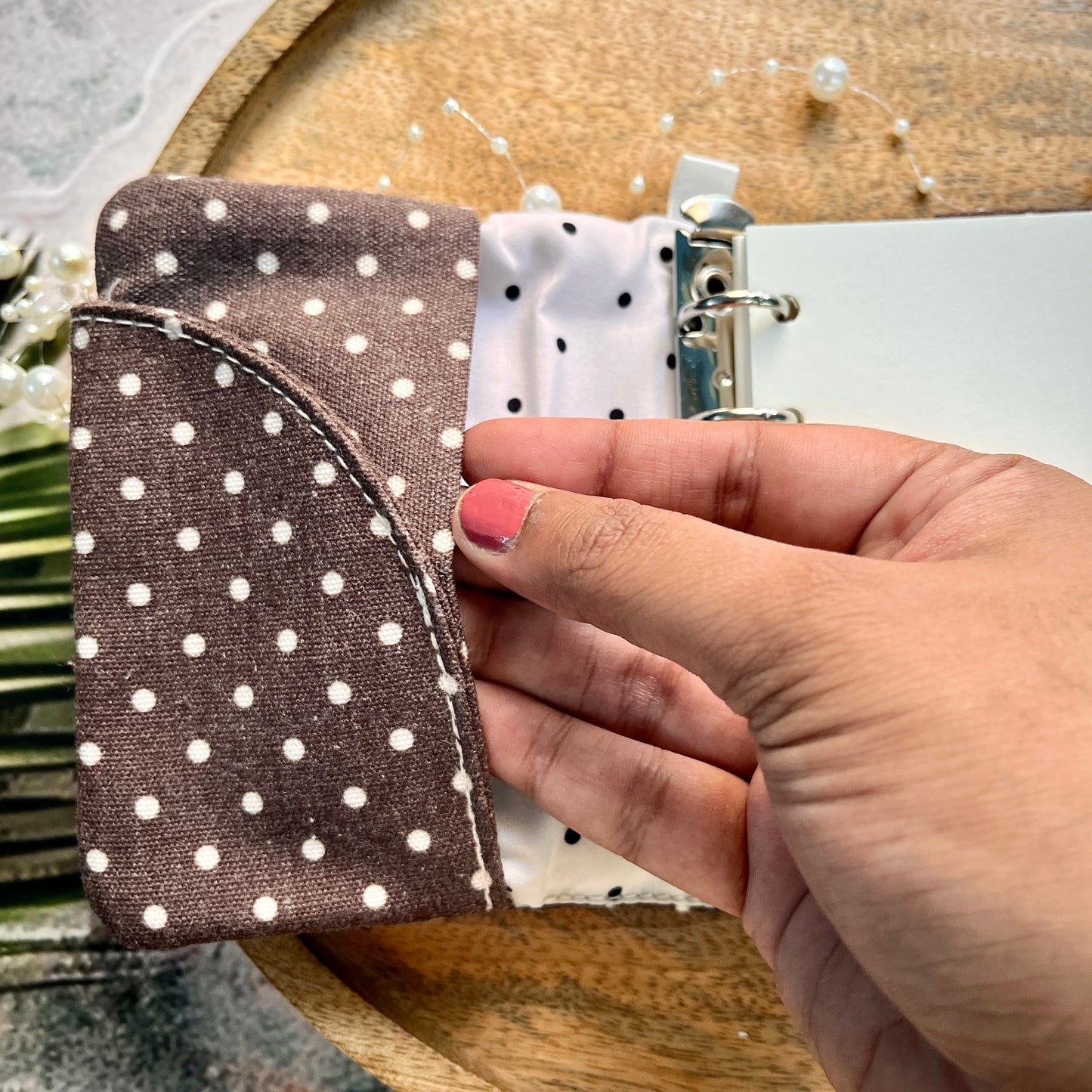 1 Pc Stylish Korean-style polka-dot brown M5 Cloth Notebook