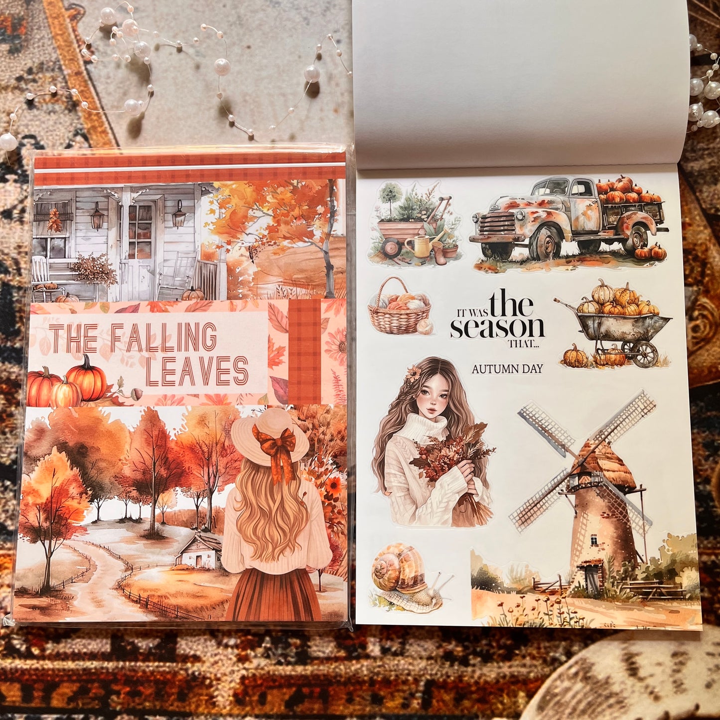 20 Sheets The Falling Leaves in Autumn Sticker Book for Journaling