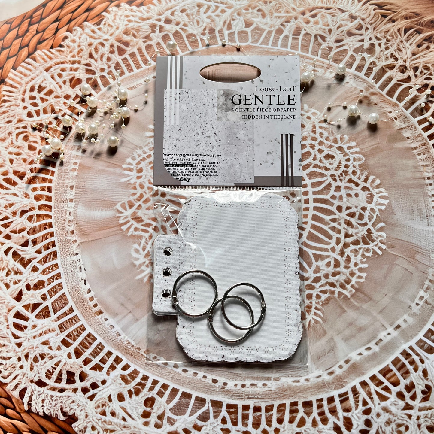 15 Sheets Gentle Touch in Your Hands Series Loose-Leaf Notebook with Custom Shapes