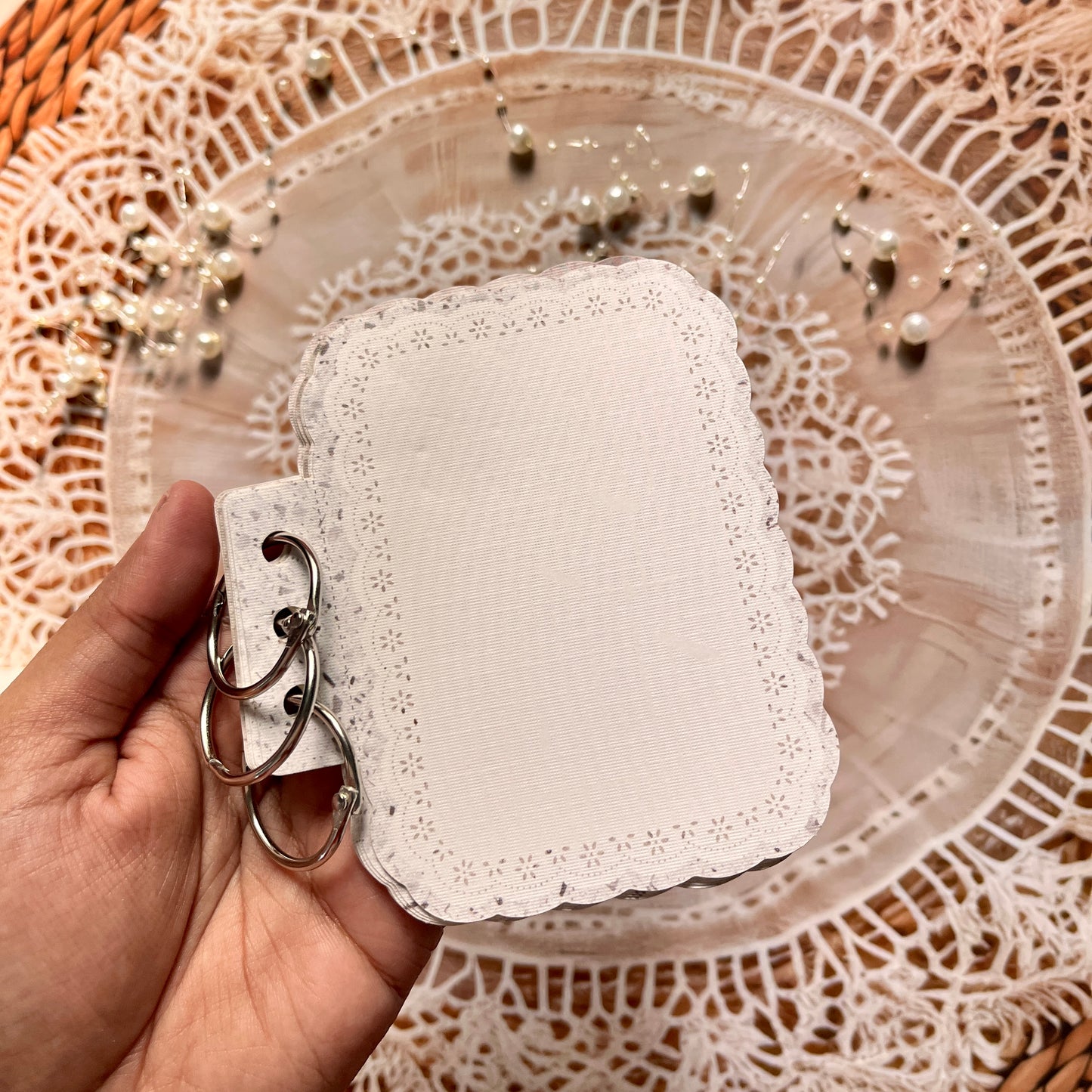 15 Sheets Gentle Touch in Your Hands Series Loose-Leaf Notebook with Custom Shapes